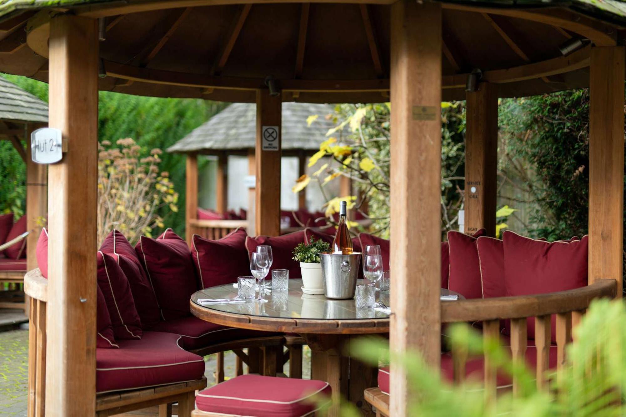 Отель The Carpenters Arms Тонбридж Экстерьер фото